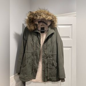 Aeropostale olive green jacket with fur- size medium